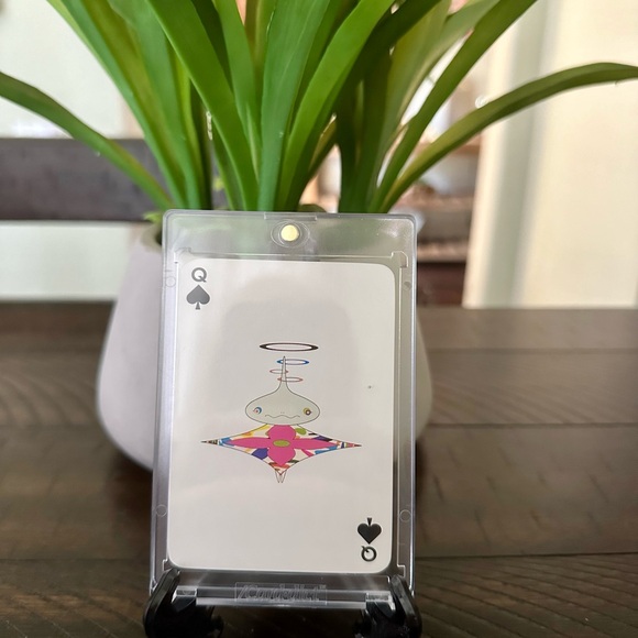 NEW Louis Vuitton x Murakami Queen Card - Picture 3 of 3